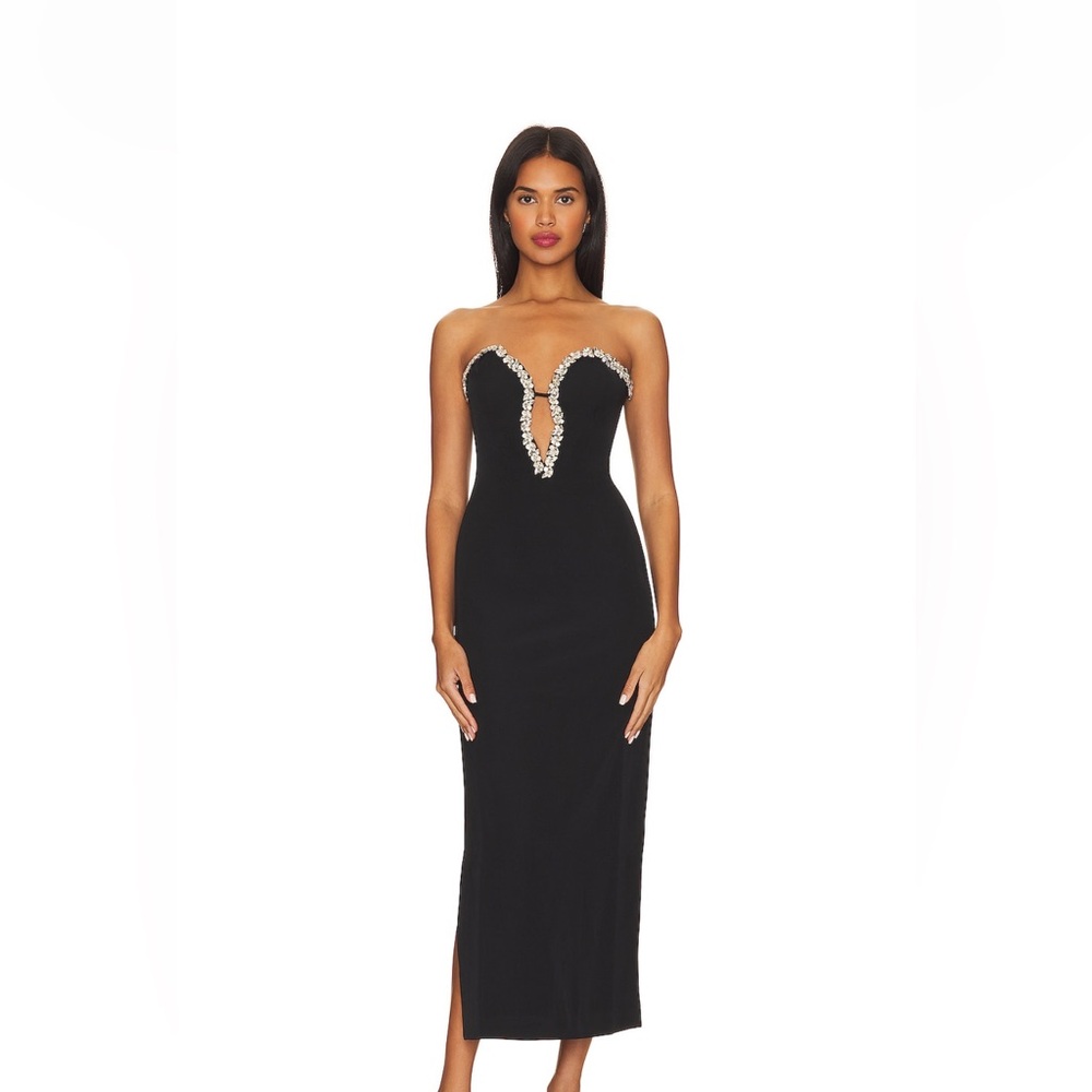 Elegant Black Strapless Dress